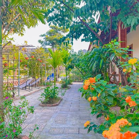Trang An Quynh Trang Happy Homestay & Garden Ninh Binh Exterior photo